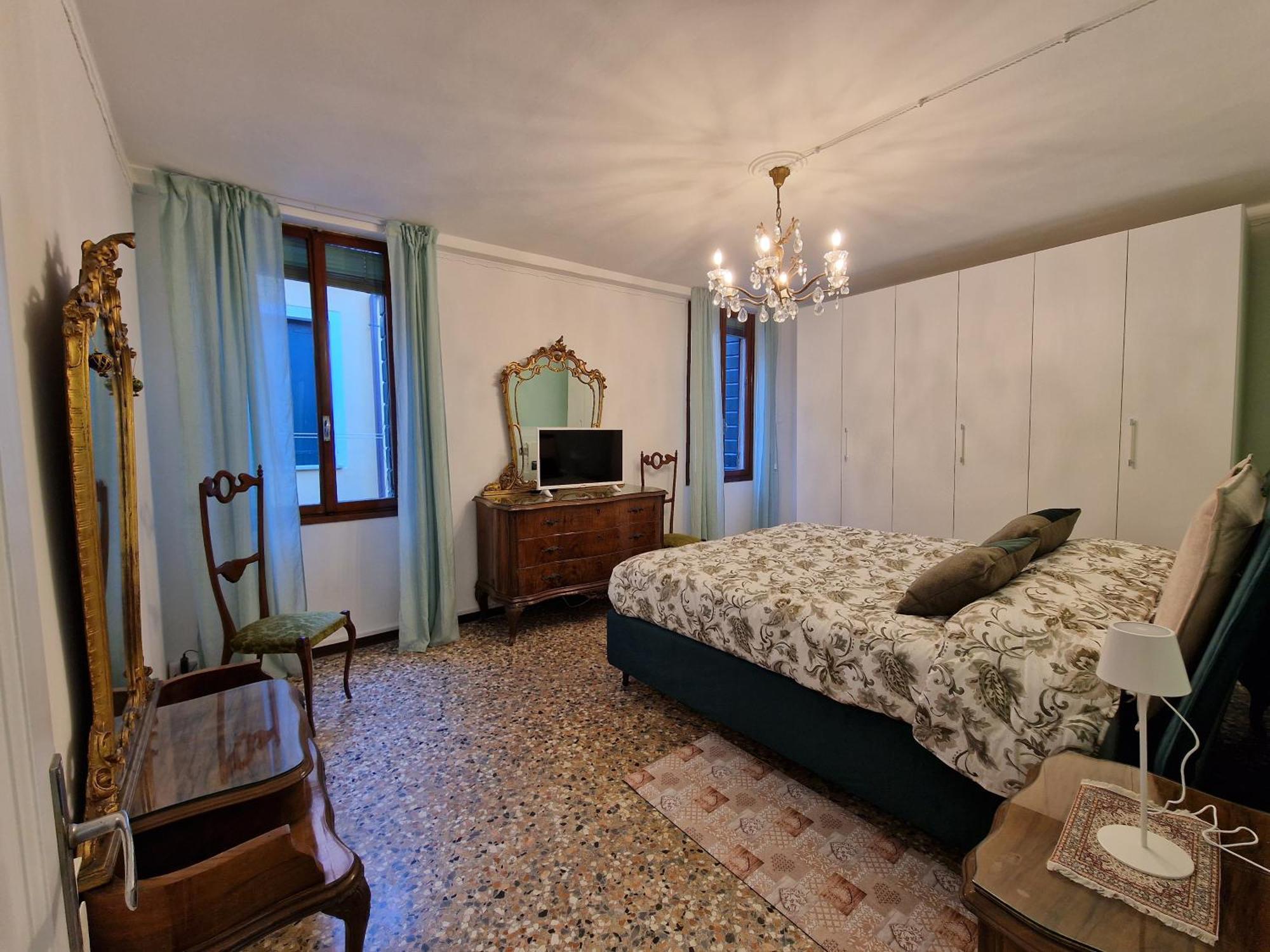 Veneziacentopercento La Forcola Apartment, Next To Rialto Bridge Exteriör bild