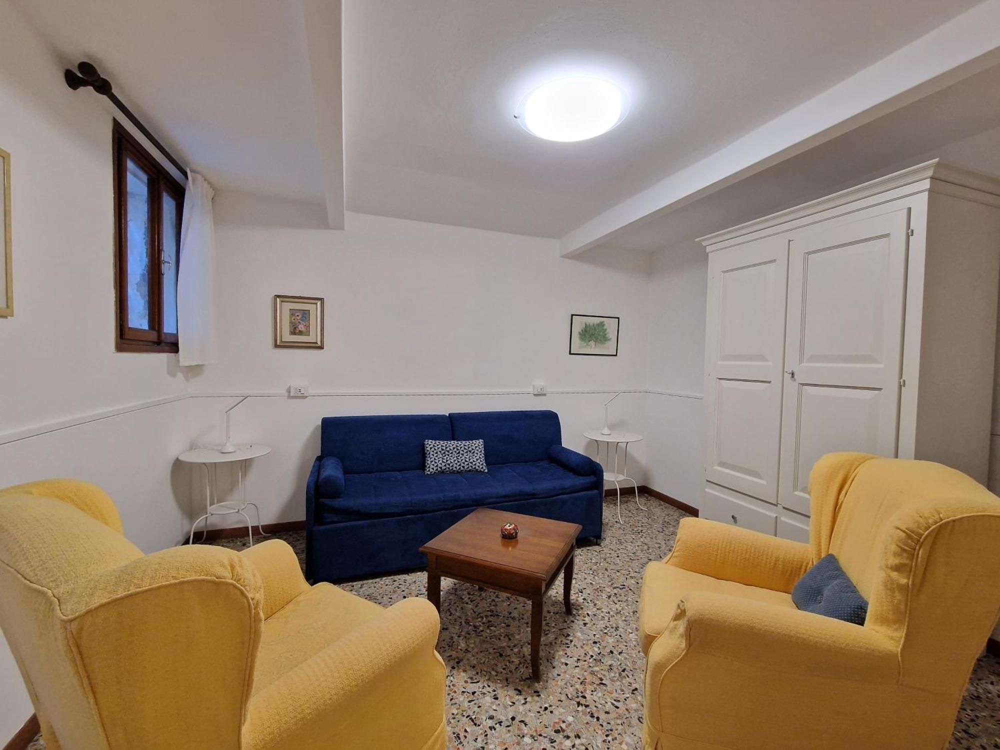 Veneziacentopercento La Forcola Apartment, Next To Rialto Bridge Exteriör bild